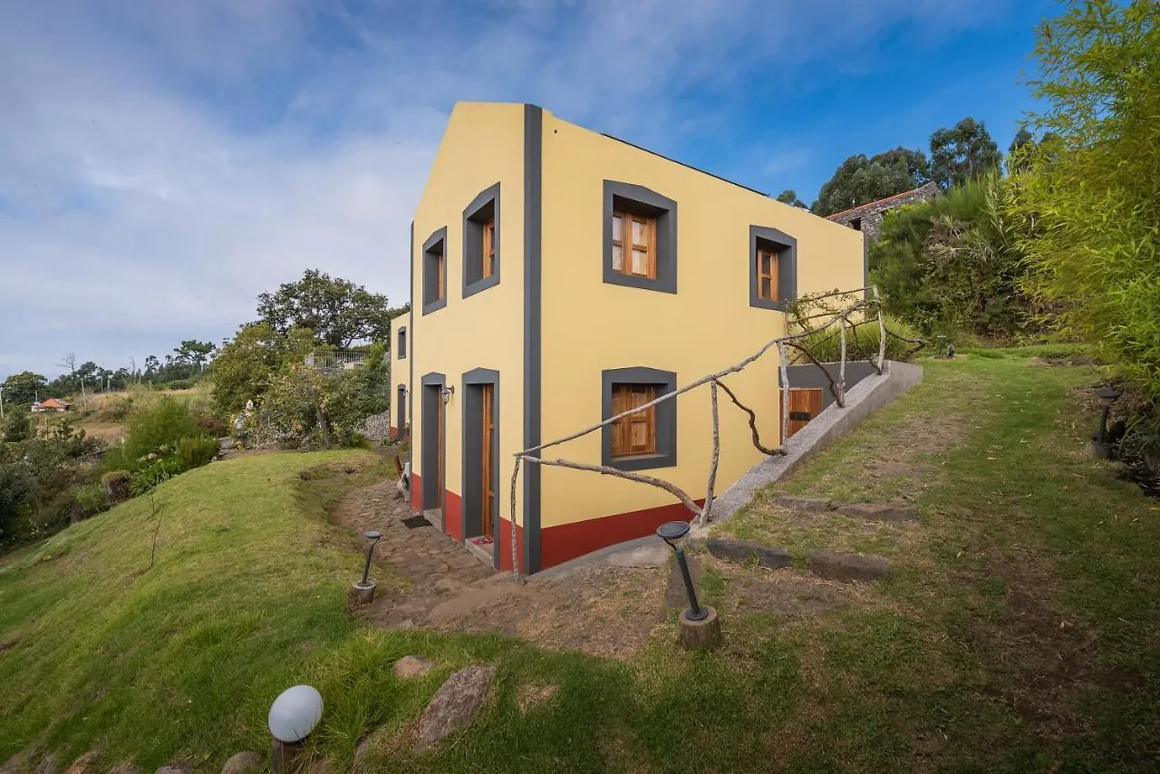 Вилла Casas Da Levada Понта-ду-Паргу Фермерский дом